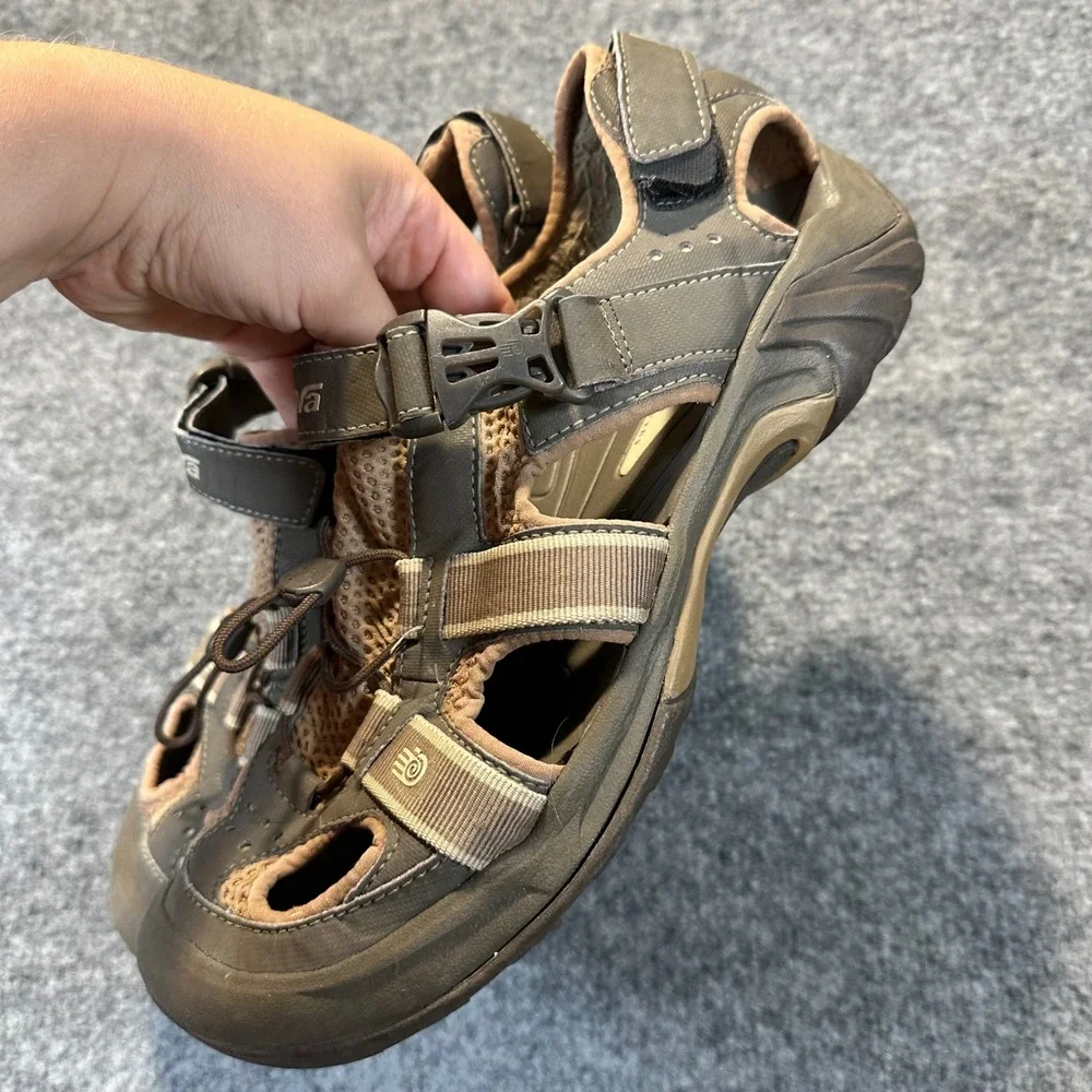 Teva Dozer Hiking Sandals Mens 10 Brown Grey Outdoor Gorpcore Water Shoes